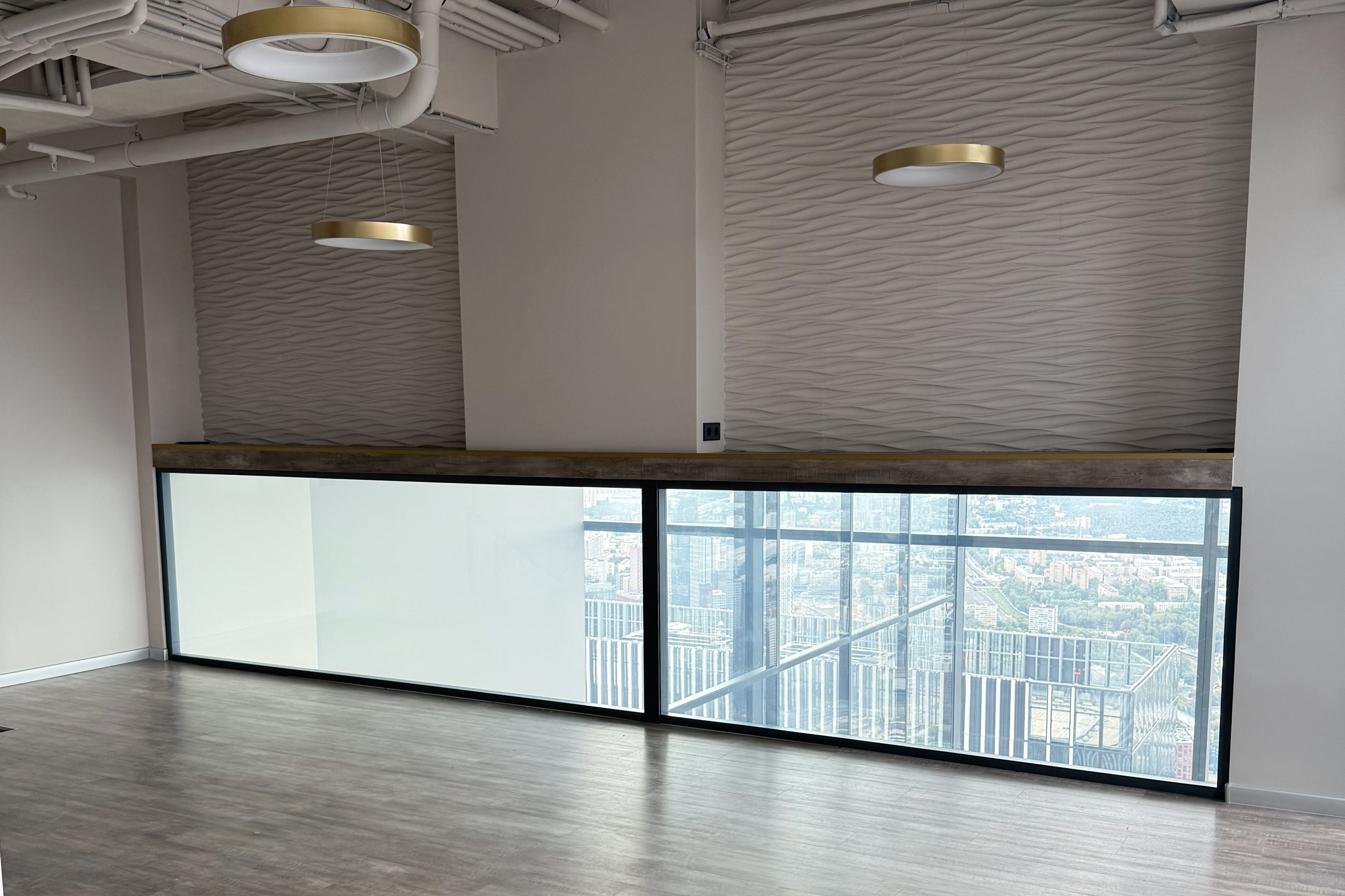 Панорамный офис 240 м² в Neva Towers